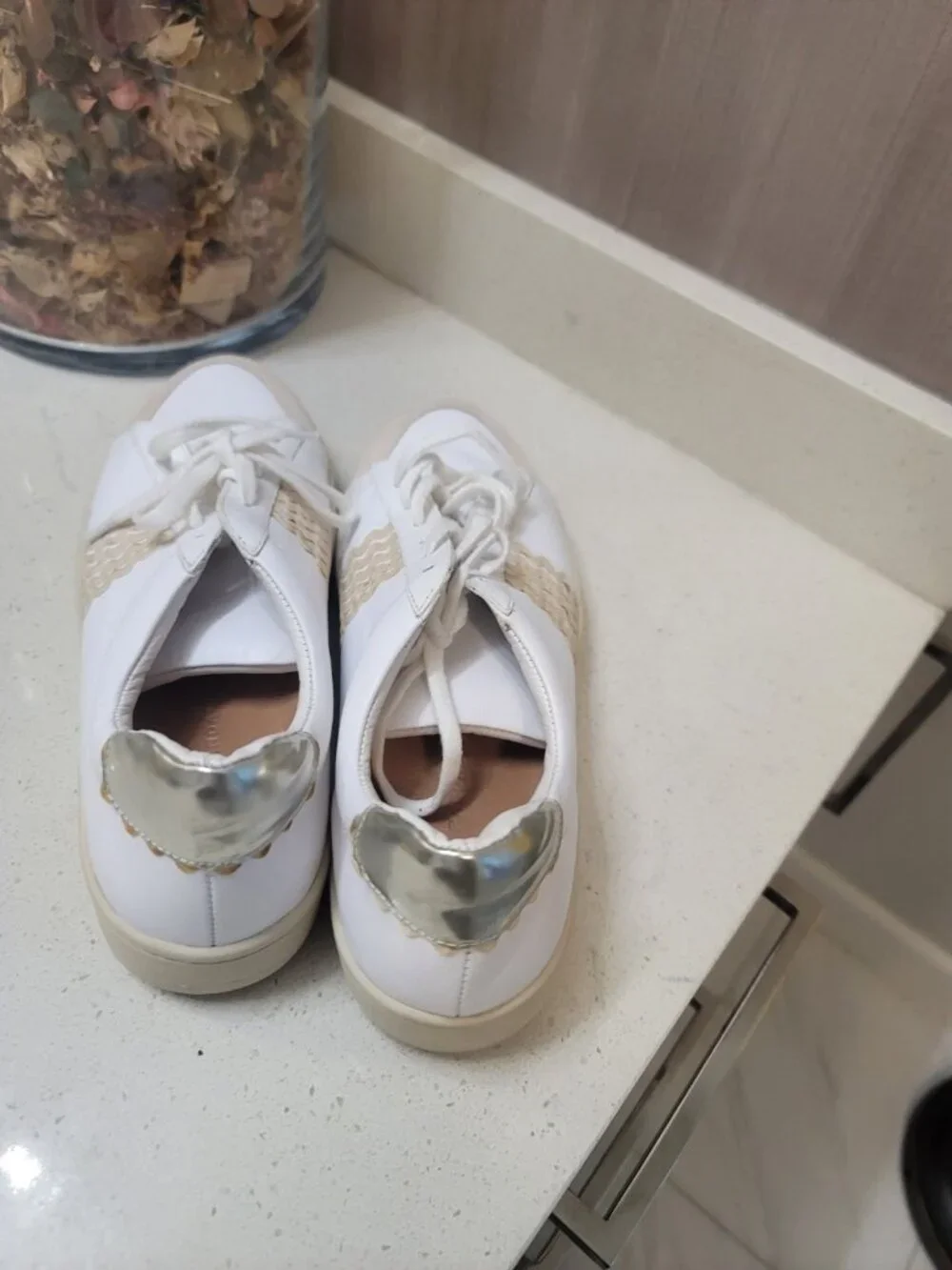 LOEFFLER RANDALL Elliot Sneaker Lace Up Low Top Gold  Ric Rac Women's Sz 9 White